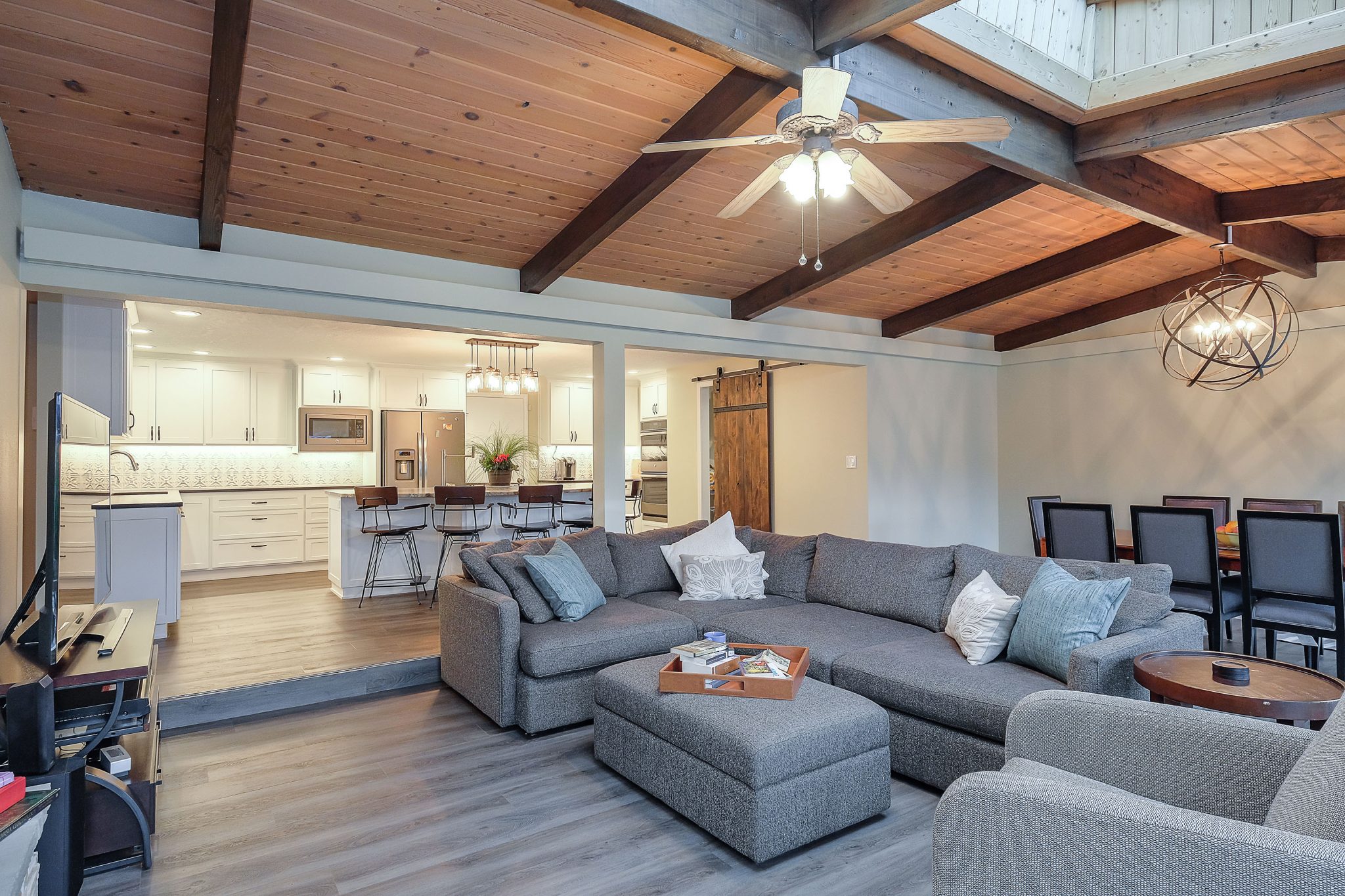 Open Concept Traditional Kitchen Remodel by Dale's Remodeling project photo